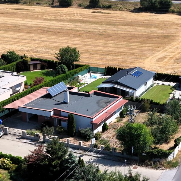 Bungalov, rodinný dom s garážou blízko Banskej Bystrice je na predaj - Banska Bystrica